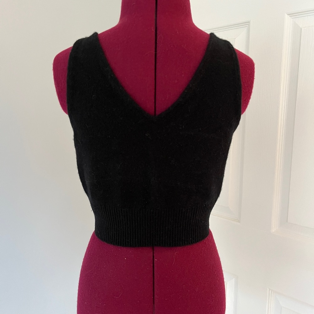 Quince Cashmere Black Knit Cropped Tank